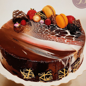 Cakes - Bellissima Cakes & Pastries